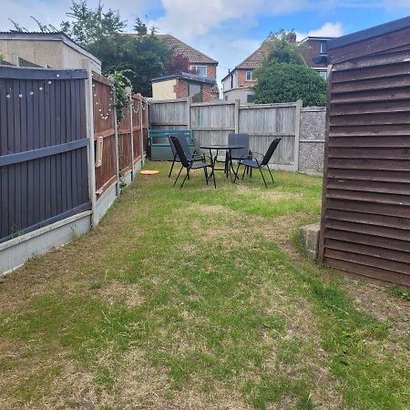 Villa Beautiful 3-Bed House In Ramsgate Exterior foto